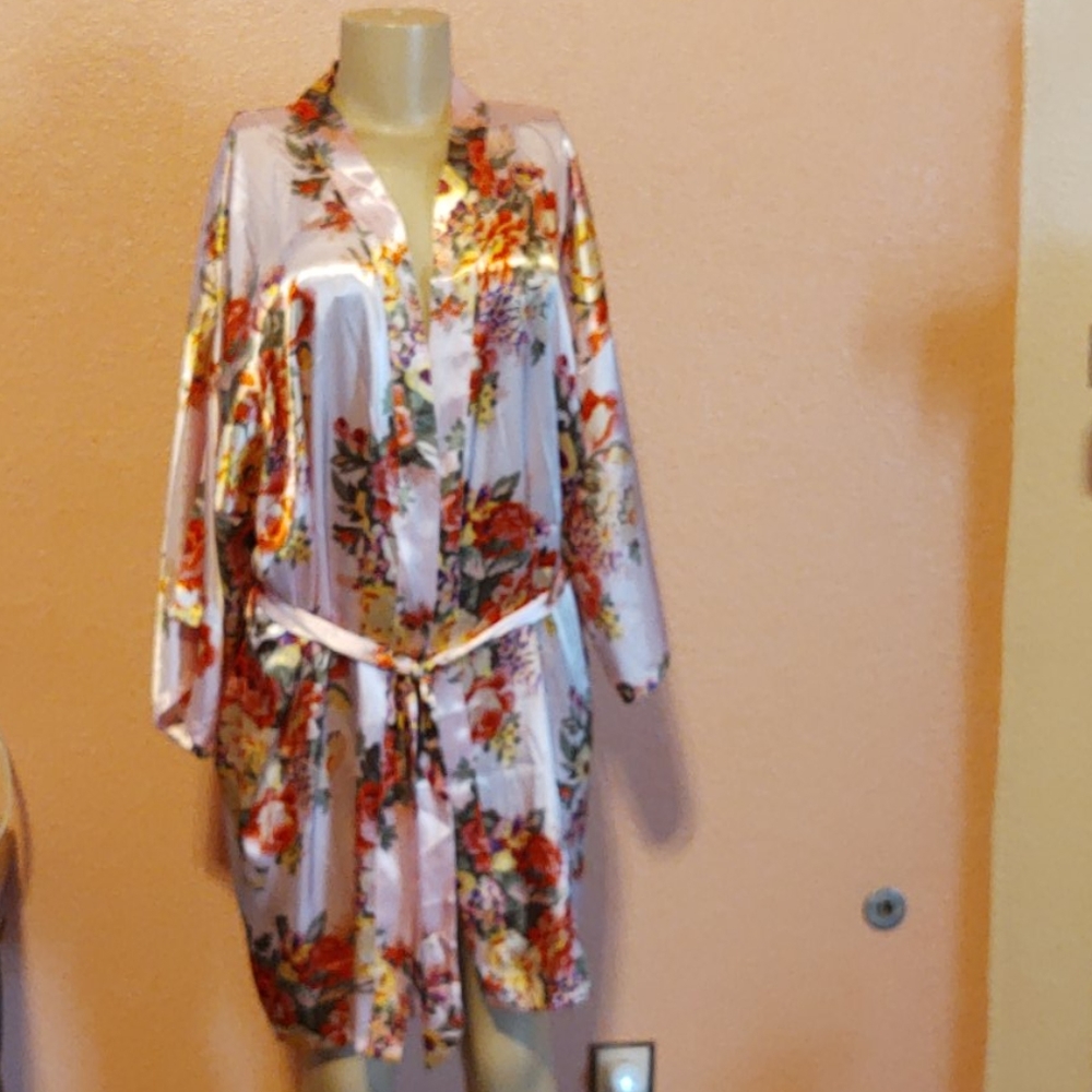 Like new Robe